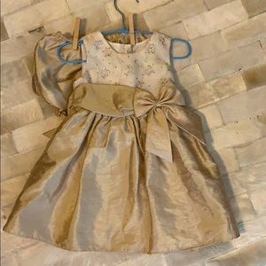 Classy Sunday/ Holiday dress